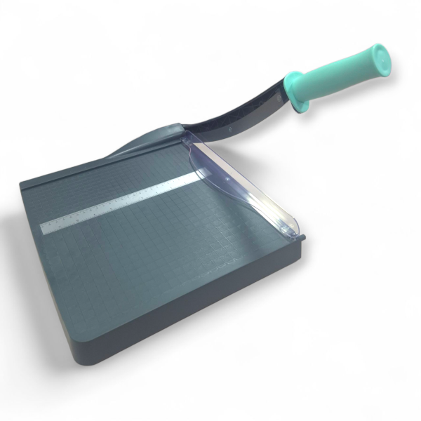 Guillotina Plástica de Palanca 30x30cm